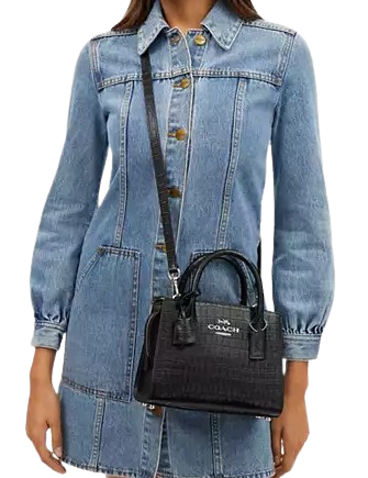 Coach Andrea Carryall