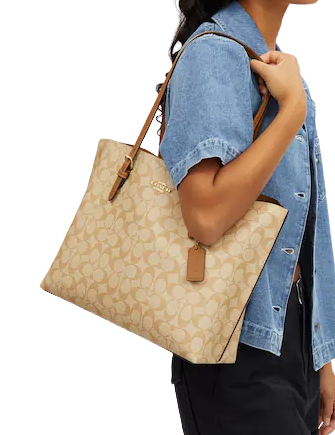 Coach mollie tote in signature canvas Clearance