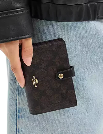 Coach 2 In 1 Wallet In Blocked Signature Canvas Walnut Tan