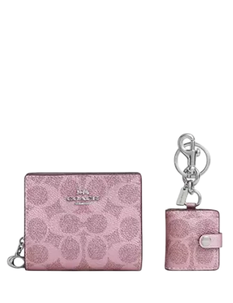 Coach Boxed Snap Wallet And Picture Frame Charm In Signature Coach Boxed Snap Wallet And Picture Frame Charm In Signature
