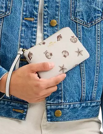 Coach Corner Zip Wristlet With Shell Print Chalk