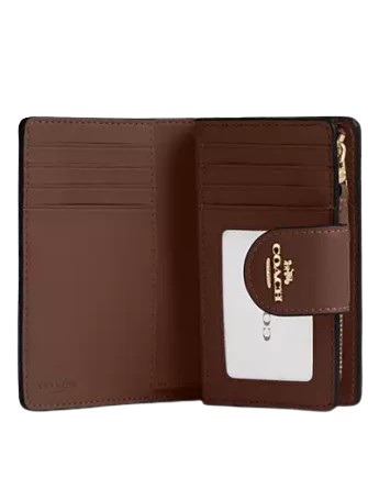 【★人気★Coach★MedコーナーZip Wallet Signatureキャンバス】 COACH® Outlet | Medium Corner Zip Wallet In Signature Canvas