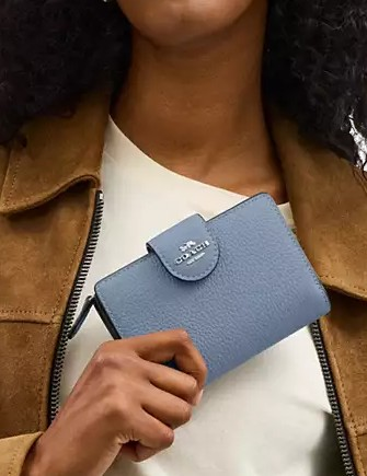 Coach Medium Corner Zip Wallet Pale Lapis