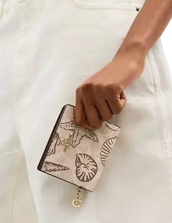 Coach Snap Wallet In Signature Canvas With Shell Print Sand