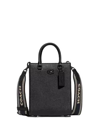 Coach Tote 16 With Signature Canvas Black