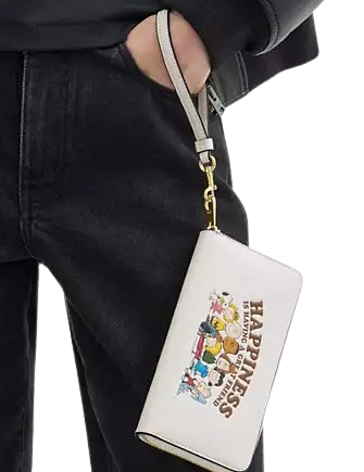 Coach X Peanuts Long Zip Around Wallet Chalk
