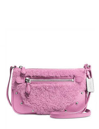 Coach Small Rhyder Pochette in Shearling