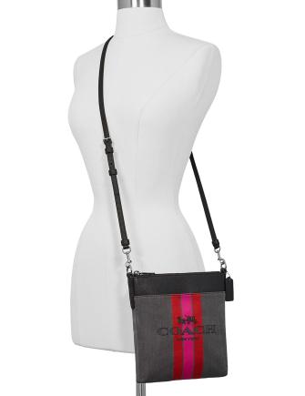 Coach kitt messenger crossbody sales with horse and carriage