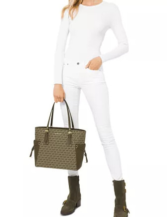 Michael michael kors jacquard signature voyager east west tote hotsell