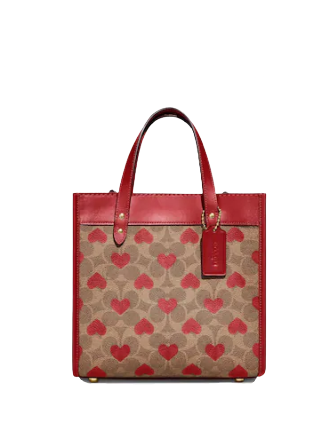 Coach Coach Field Tote 22 In Signature Canvas With Heart Print Coach Coach Field Tote 22 In Signature Canvas With Heart Print