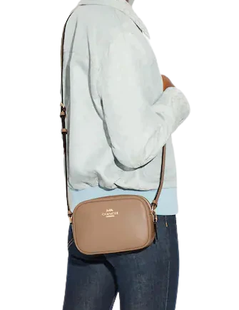 Coach 2 online zipper sling bag