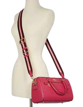 What's in my Coach Purse? What's in my Rowan Satchel in True Pink ? 