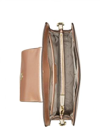Michael kors crossgrain leather 2025 crossbody clutch