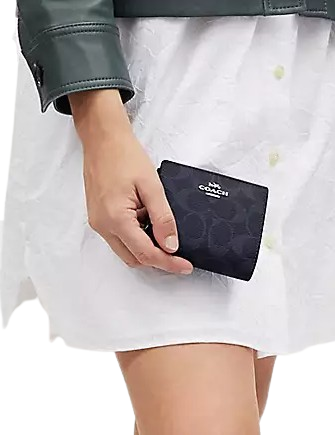Coach Snap Wallet In Signature Canvas