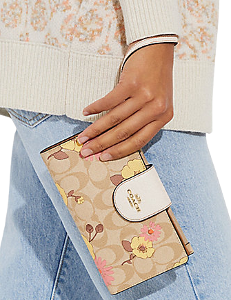 Coach Tech Wallet in Signature Canvas with Floral Cluster Print