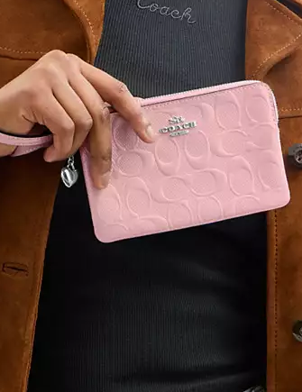 Coach Corner Zip Wristlet In Signature Leather With Heart Charm Pink