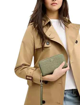 Coach Long Zip Around Wallet In Signature Leather Pistachio