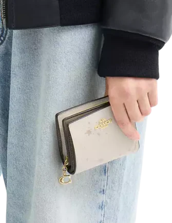 Coach Snap Wallet With Star Print Chalk