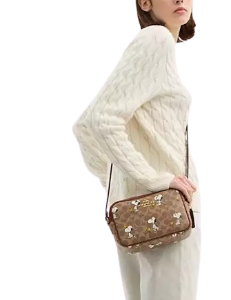 関税込【COACH×PEANUTS 】Jamie Camera Bag Signature Canvas NWT Coach X Peanuts Jamie Camera Bag In Signature Canvas