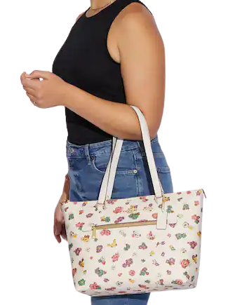 Coach Gallery Tote With Spaced Floral Field Print